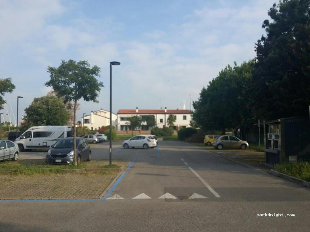 B&B Caorle For You Bagian luar foto